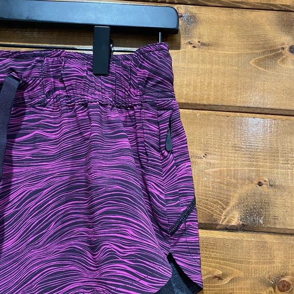 Lululemon Reversible Double Time Short (3") - Picture 3 of 11